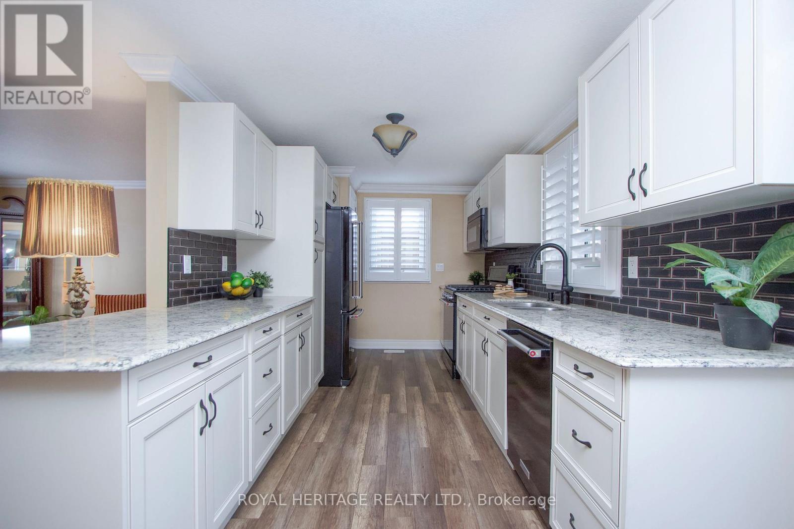 11 Heritage Lane, Clarington (Newcastle), Ontario  L1B 1A5 - Photo 11 - E12832302