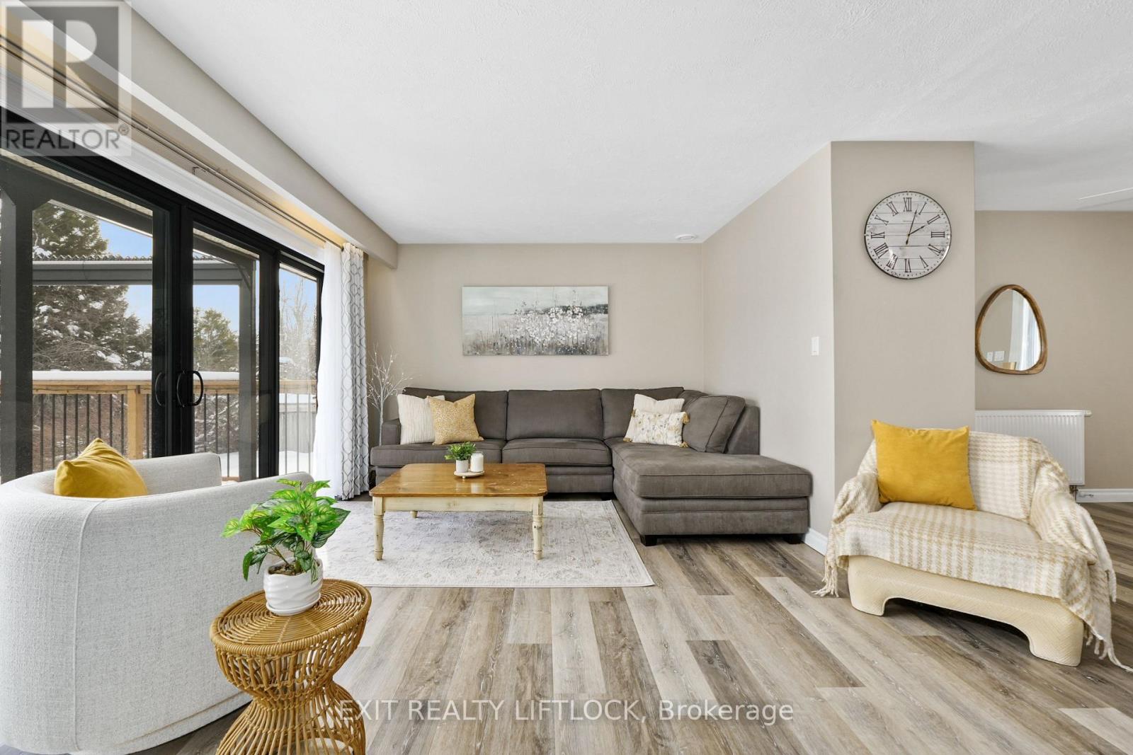 529 Mccrea Drive, Peterborough (Northcrest Ward 5), Ontario  K9K 1C4 - Photo 8 - X12832434