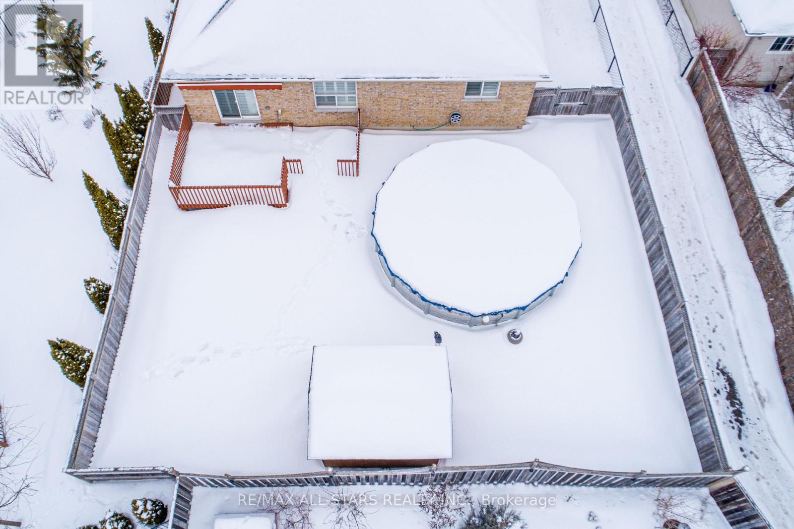 7 Parkside Drive, Kawartha Lakes (Lindsay), Ontario  K9V 5X9 - Photo 38 - X12832812