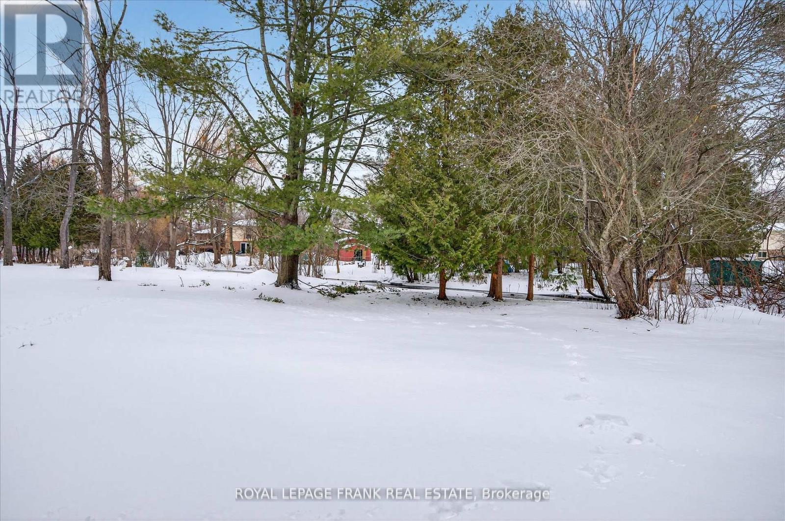 8 - 1121 Armour Road, Peterborough (Ashburnham Ward 4), Ontario  K9H 7N8 - Photo 42 - X12833486