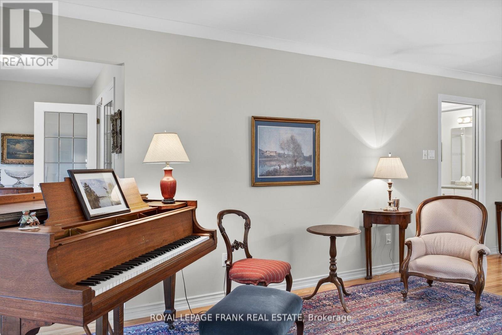 8 - 1121 Armour Road, Peterborough (Ashburnham Ward 4), Ontario  K9H 7N8 - Photo 9 - X12833486