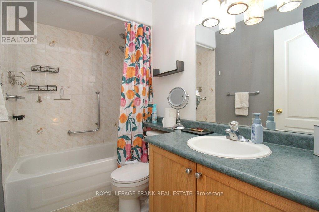 416 Abound Crescent, Peterborough (Ashburnham Ward 4), Ontario  K9J 8S2 - Photo 12 - X12833490