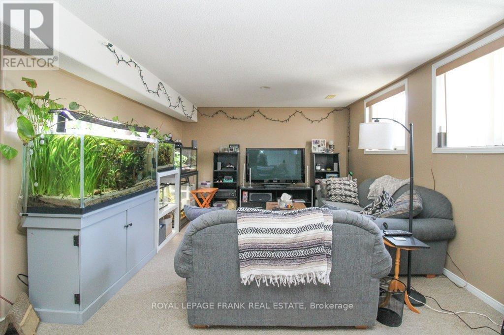 416 Abound Crescent, Peterborough (Ashburnham Ward 4), Ontario  K9J 8S2 - Photo 15 - X12833490