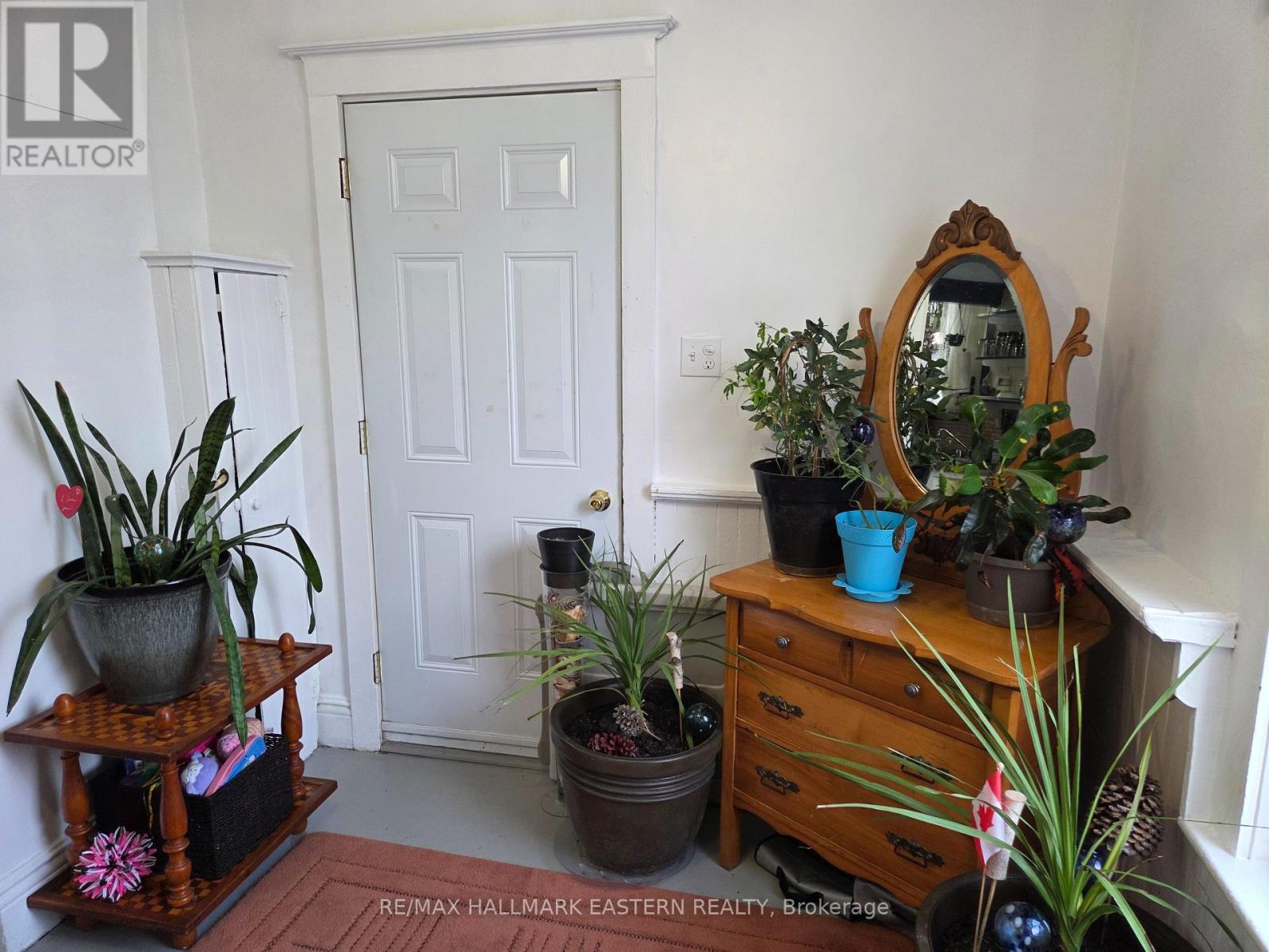 870 George Street N, Peterborough (Northcrest Ward 5), Ontario  K9H 3T7 - Photo 10 - X12834094