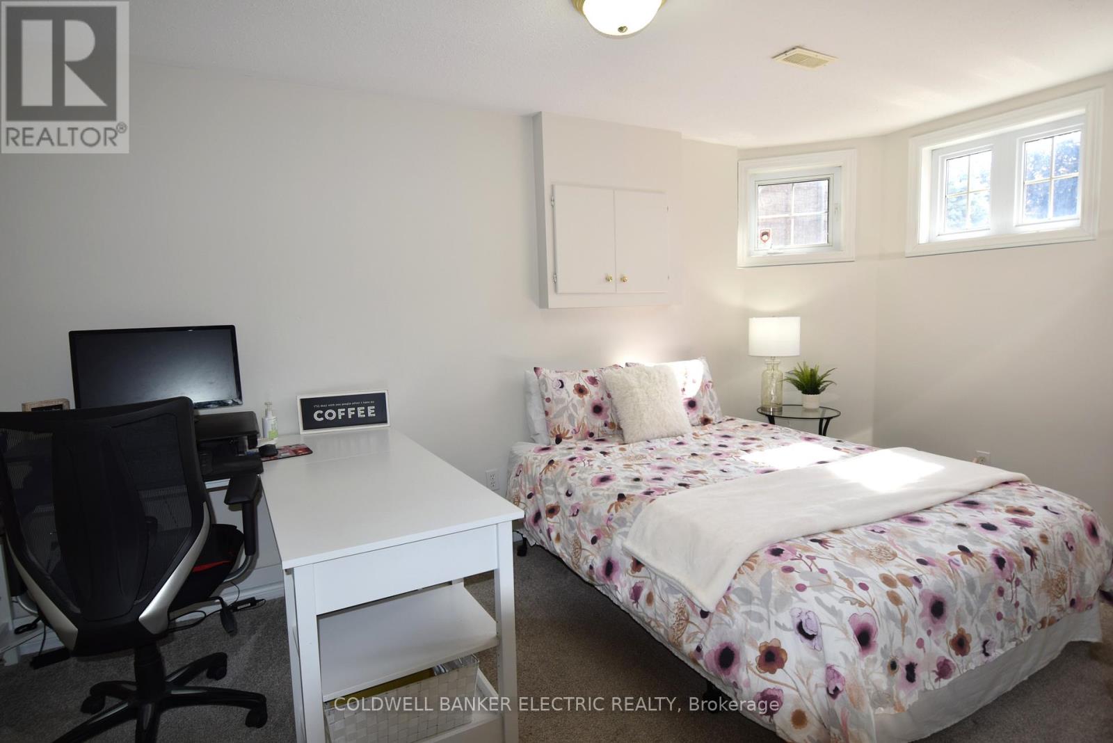 121 Haden Avenue, Peterborough (Northcrest Ward 5), Ontario  K9H 7P6 - Photo 22 - X12835108