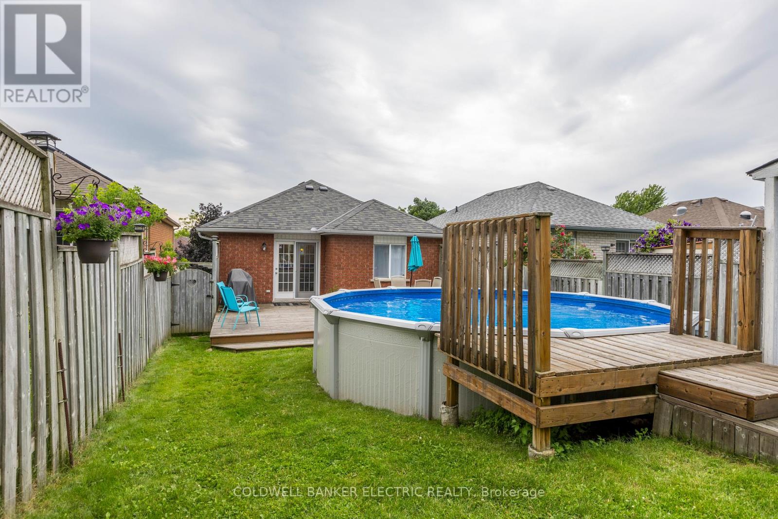 121 Haden Avenue, Peterborough (Northcrest Ward 5), Ontario  K9H 7P6 - Photo 30 - X12835108