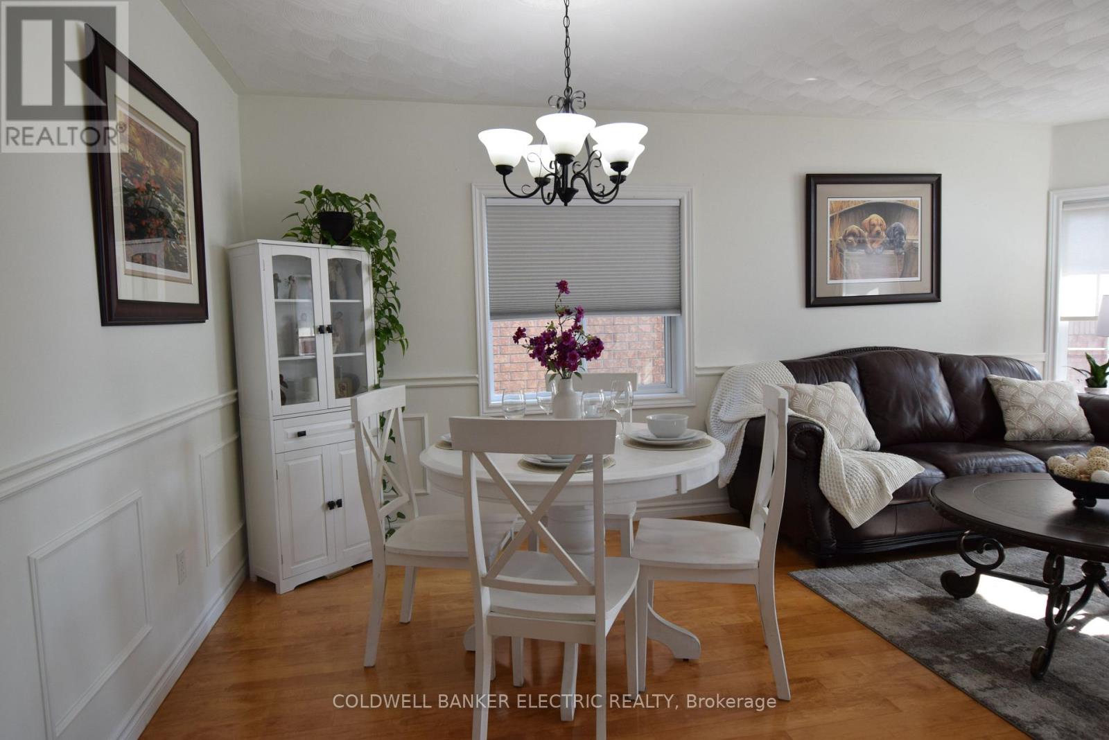 121 Haden Avenue, Peterborough (Northcrest Ward 5), Ontario  K9H 7P6 - Photo 5 - X12835108