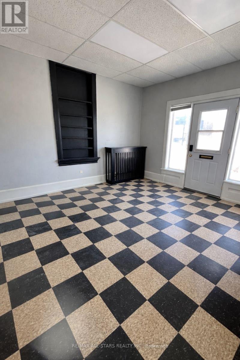 2 - 57 William Street N, Kawartha Lakes (Lindsay), Ontario  K9V 4A3 - Photo 3 - X12835110