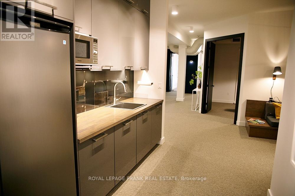 420 George Street N, Peterborough (Town Ward 3), Ontario  K9H 3R5 - Photo 4 - X12835226