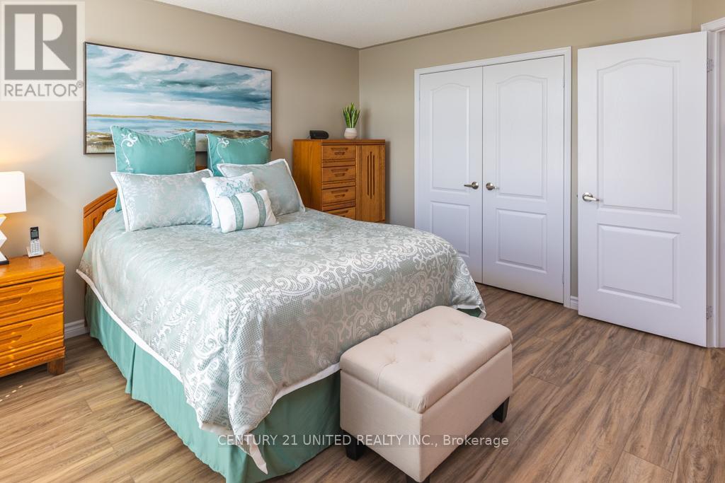 1019 Baker Street, Peterborough (Northcrest Ward 5), Ontario  K9H 7P7 - Photo 10 - X12835938