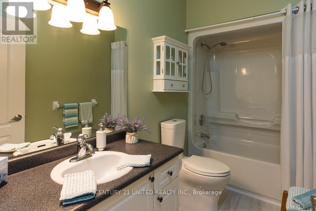 1019 Baker Street, Peterborough (Northcrest Ward 5), Ontario  K9H 7P7 - Photo 18 - X12835938