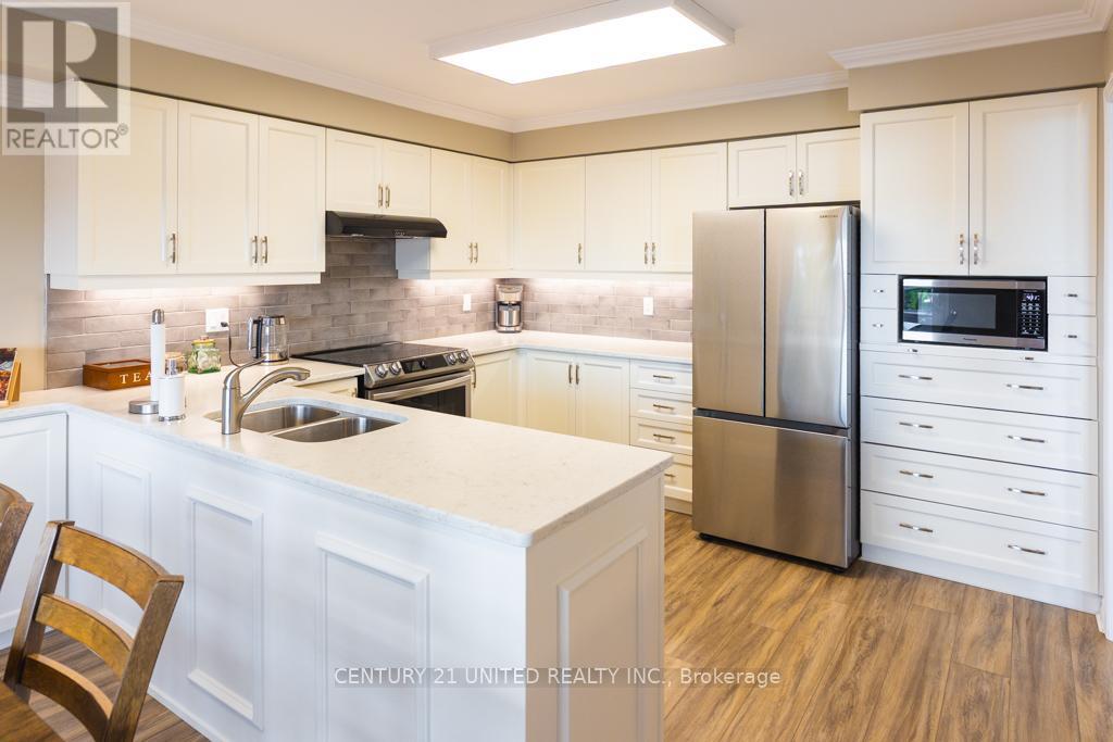 1019 Baker Street, Peterborough (Northcrest Ward 5), Ontario  K9H 7P7 - Photo 8 - X12835938