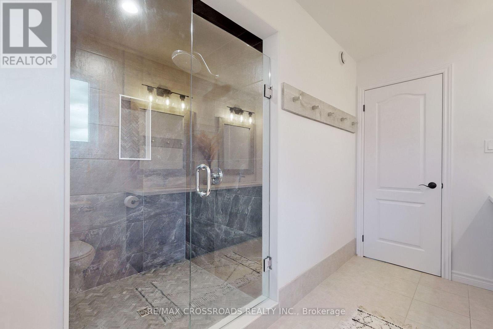 741 Sawmill Road, Peterborough (Northcrest Ward 5), Ontario  K9L 0G3 - Photo 22 - X12836236