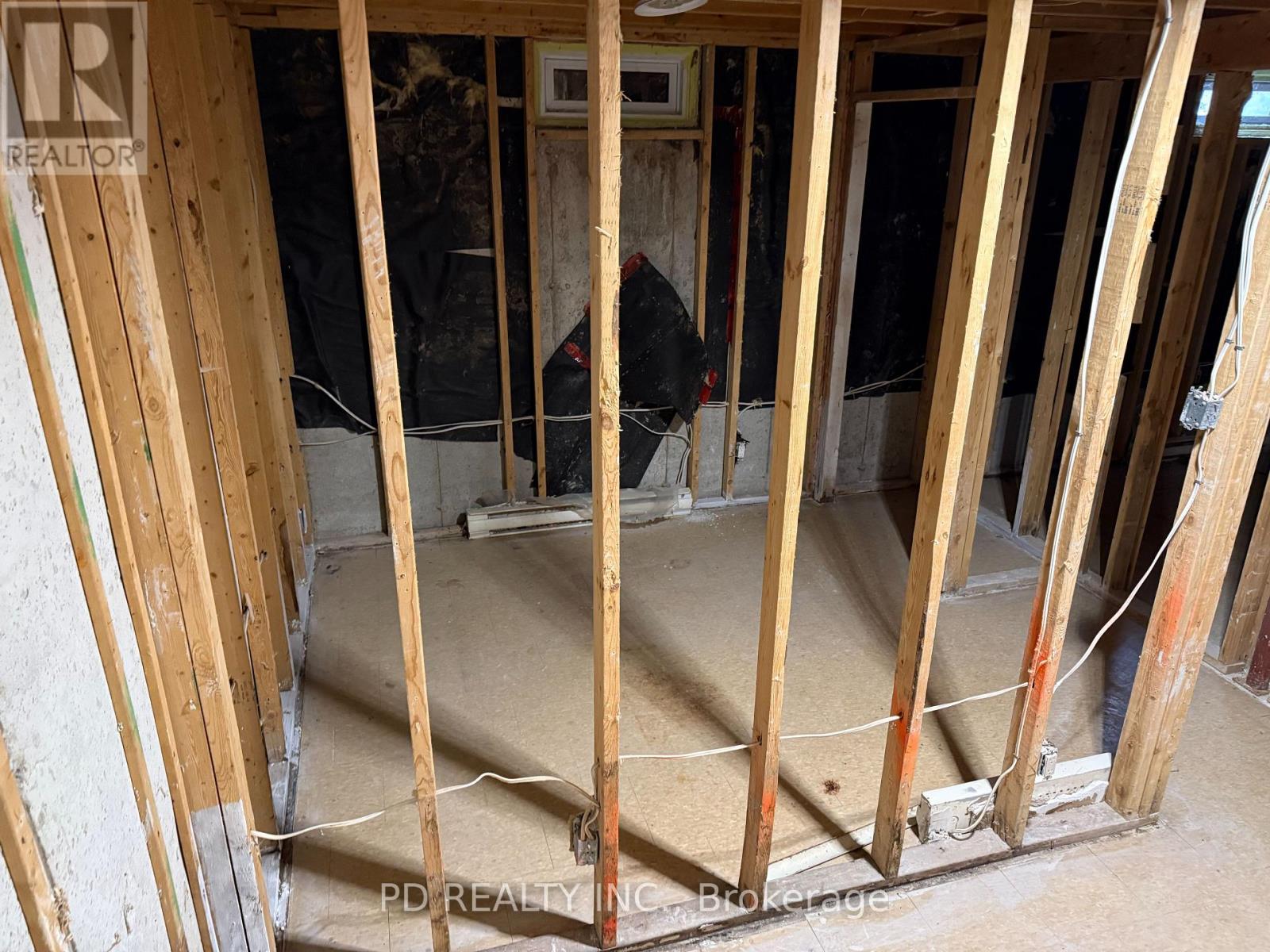 831 Milford Drive, Peterborough (Ashburnham Ward 4), Ontario  K9J 8K3 - Photo 21 - X12837470