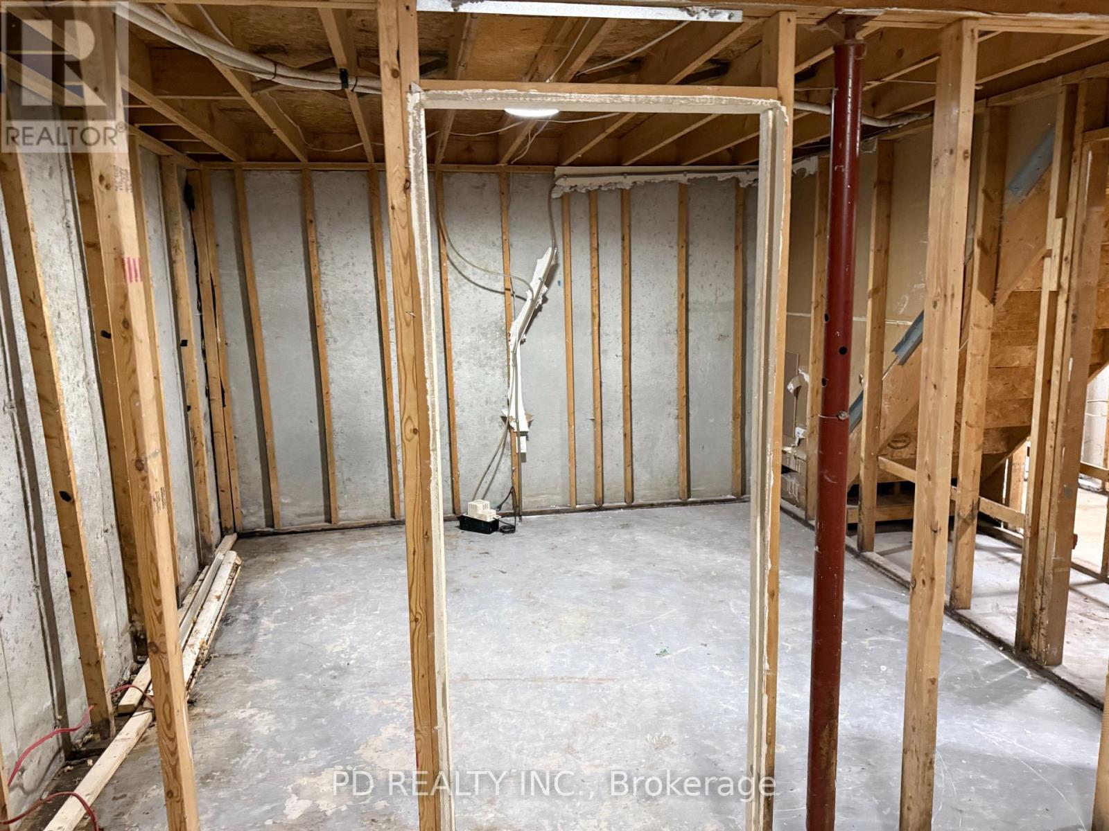 831 Milford Drive, Peterborough (Ashburnham Ward 4), Ontario  K9J 8K3 - Photo 26 - X12837470