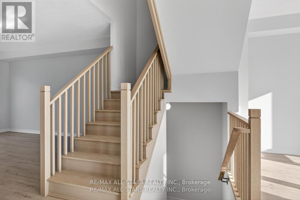 164 Alcorn Drive, Kawartha Lakes (Lindsay), Ontario  K9V 0T2 - Photo 18 - X12838028