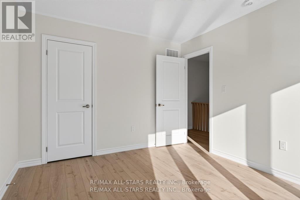 164 Alcorn Drive, Kawartha Lakes (Lindsay), Ontario  K9V 0T2 - Photo 29 - X12838028