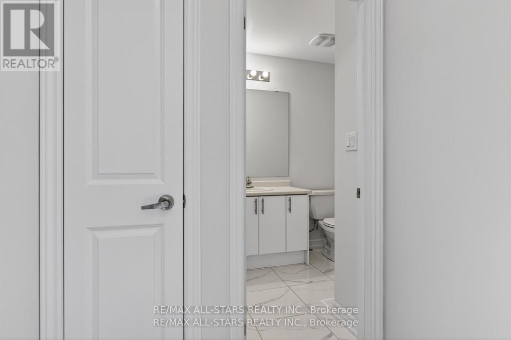 164 Alcorn Drive, Kawartha Lakes (Lindsay), Ontario  K9V 0T2 - Photo 34 - X12838028