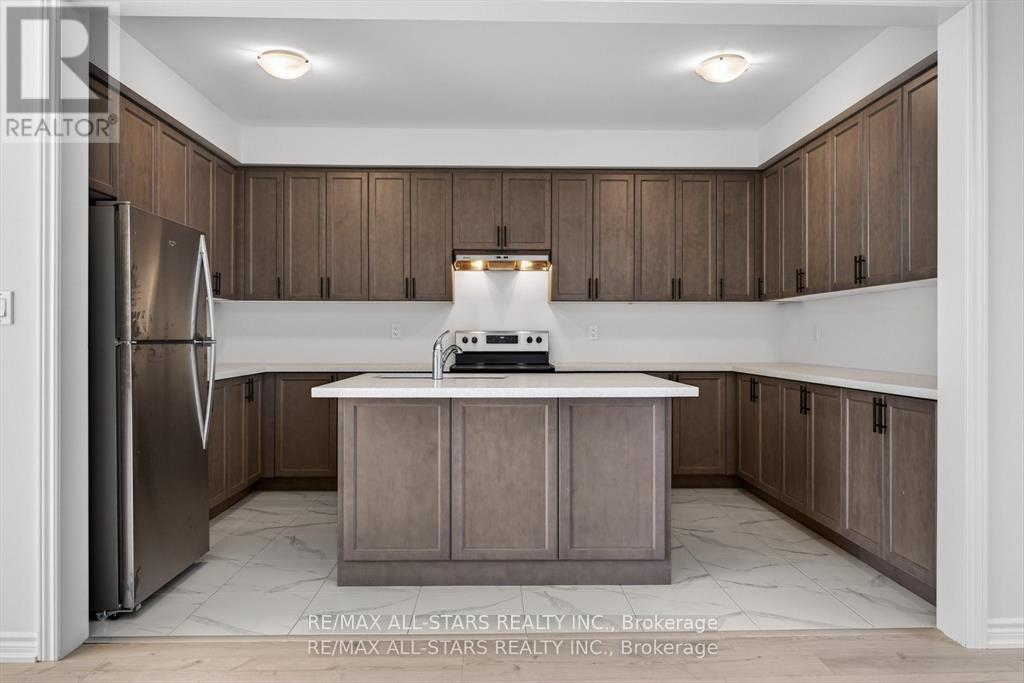 164 Alcorn Drive, Kawartha Lakes (Lindsay), Ontario  K9V 0T2 - Photo 9 - X12838028