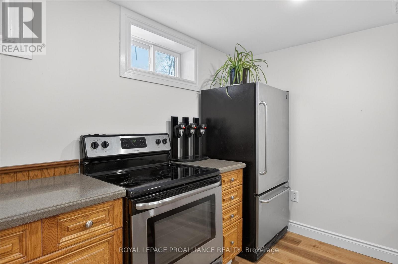 960 Weller Street N, Peterborough (Monaghan Ward 2), Ontario  K9J 4Y2 - Photo 33 - X12838398