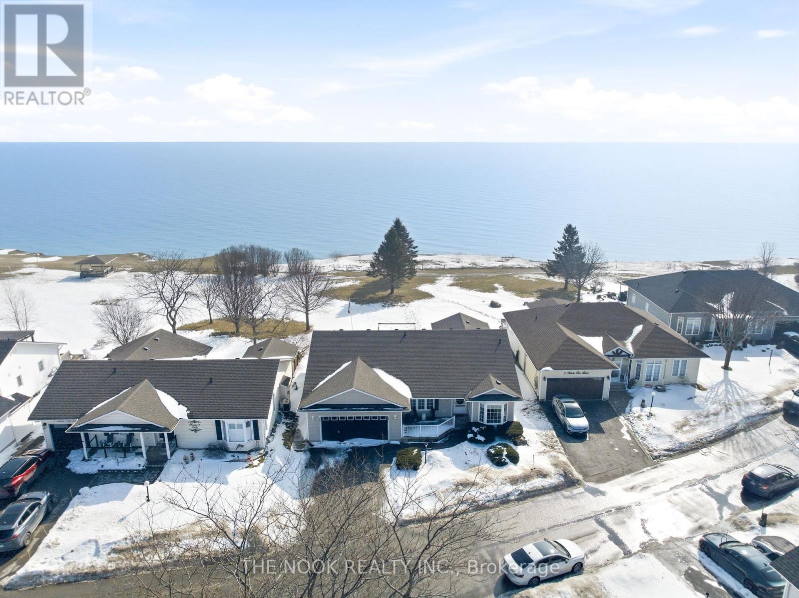 3 Birch Tree Lane, Clarington (Bowmanville), Ontario  L1B 1P2 - Photo 2 - E12838548