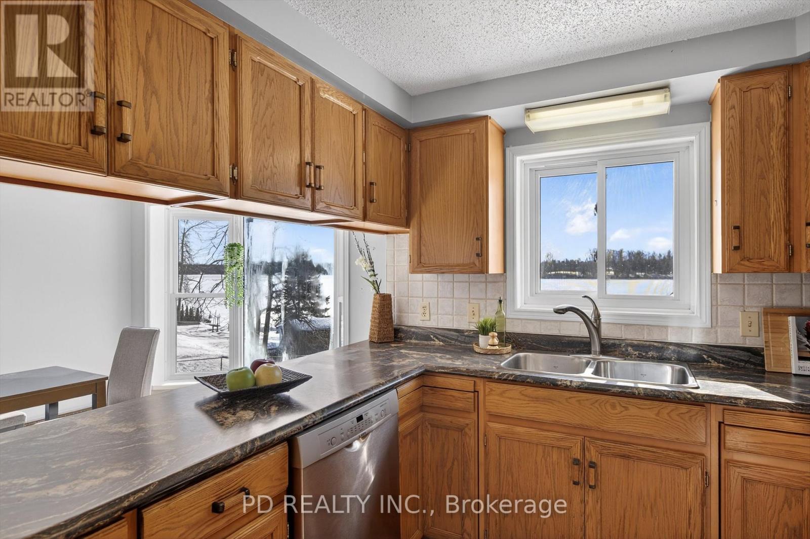 114 Clearview Drive, Kawartha Lakes (Emily), Ontario  K0L 2W0 - Photo 11 - X12838516