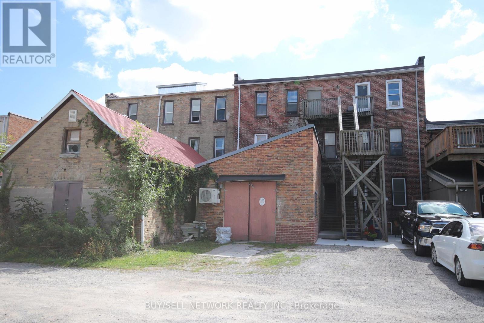 28 King Street E, Cavan Monaghan (Millbrook Village), Ontario  L0A 1G0 - Photo 4 - X12838756