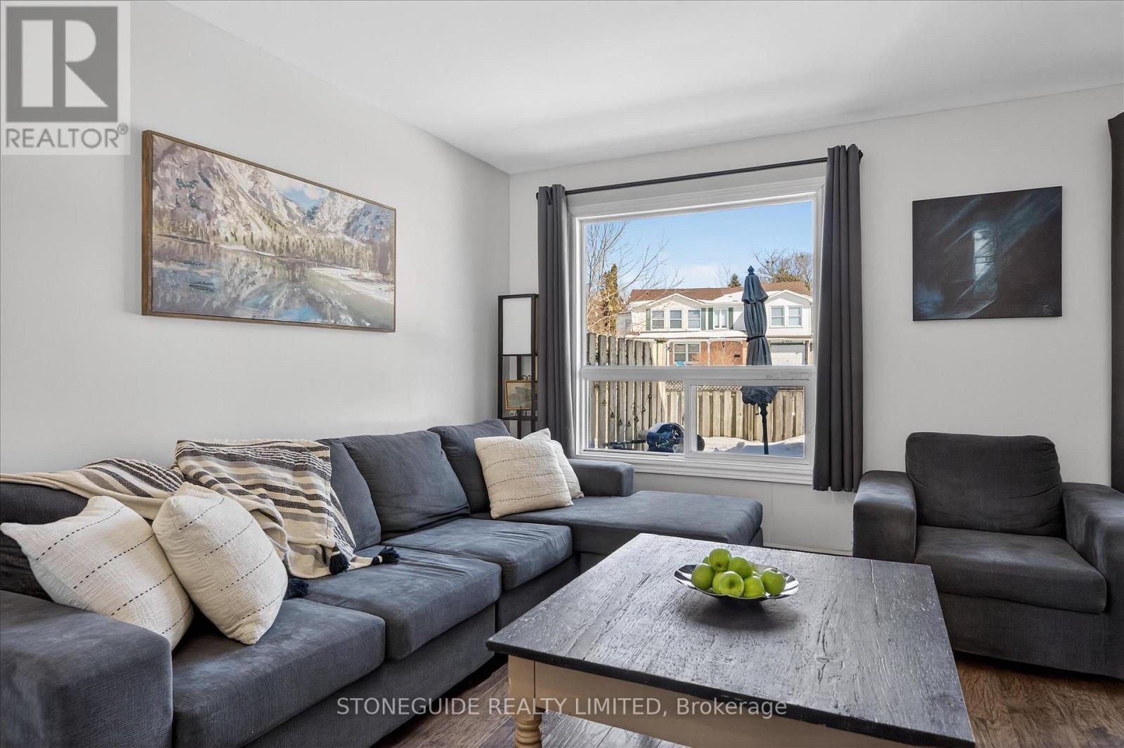 503 - 2650 Marsdale Drive, Peterborough (Ashburnham Ward 4), Ontario  K9L 1Y2 - Photo 4 - X12838894