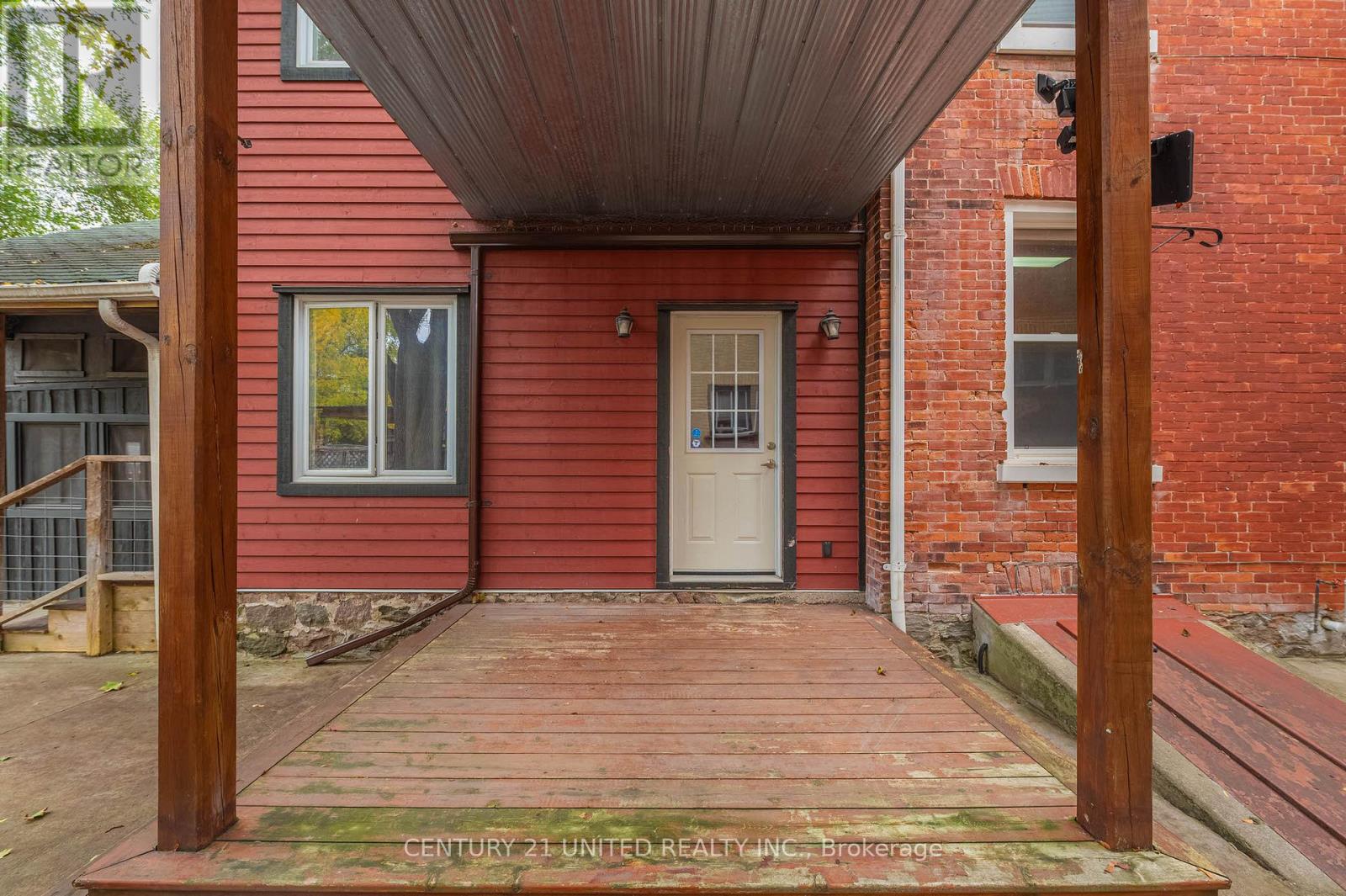 210 Mcdonnel Street, Peterborough (Town Ward 3), Ontario  K9H 2V9 - Photo 23 - X12839038