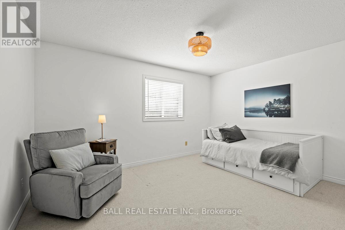 93 Facendi Drive, Peterborough (Monaghan Ward 2), Ontario  K9J 6V2 - Photo 26 - X12839186