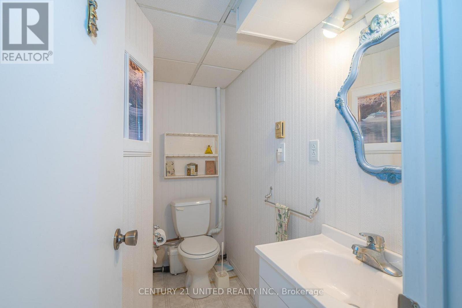 2412 Upper Chemong Drive, Selwyn, Ontario  K0L 2H0 - Photo 25 - X12839798