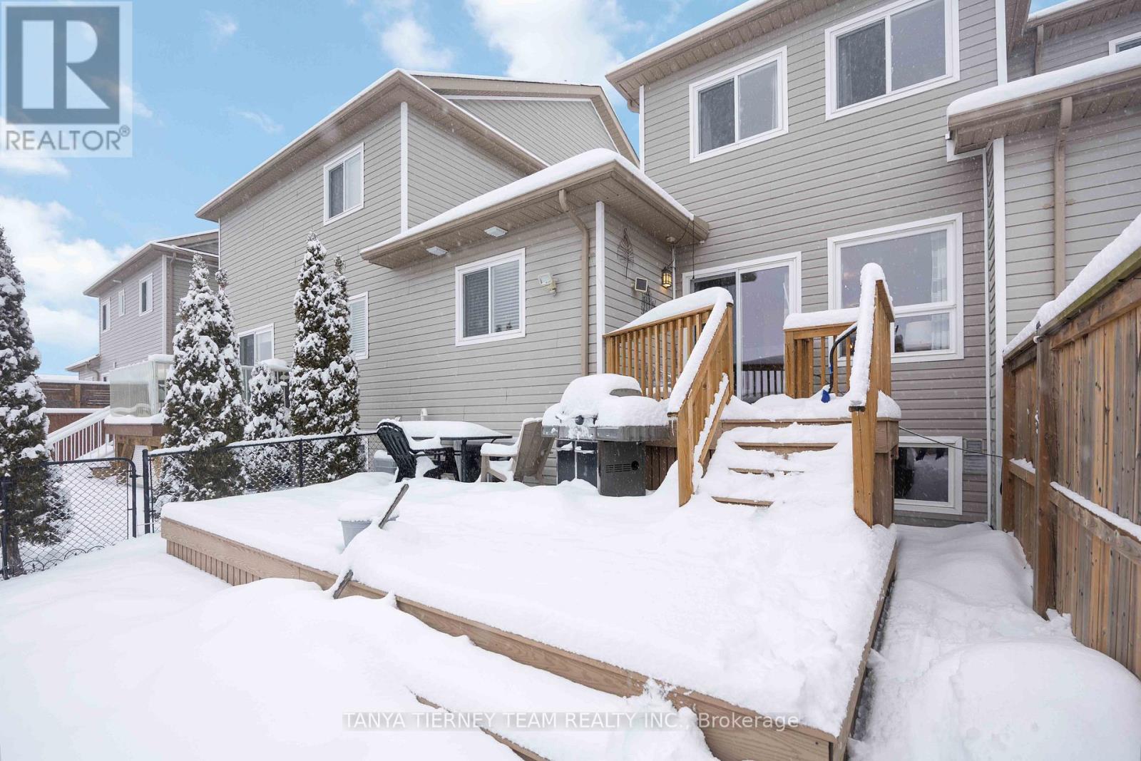 629 Tully Crescent, Peterborough (Monaghan Ward 2), Ontario  K9K 0B1 - Photo 50 - X12840580