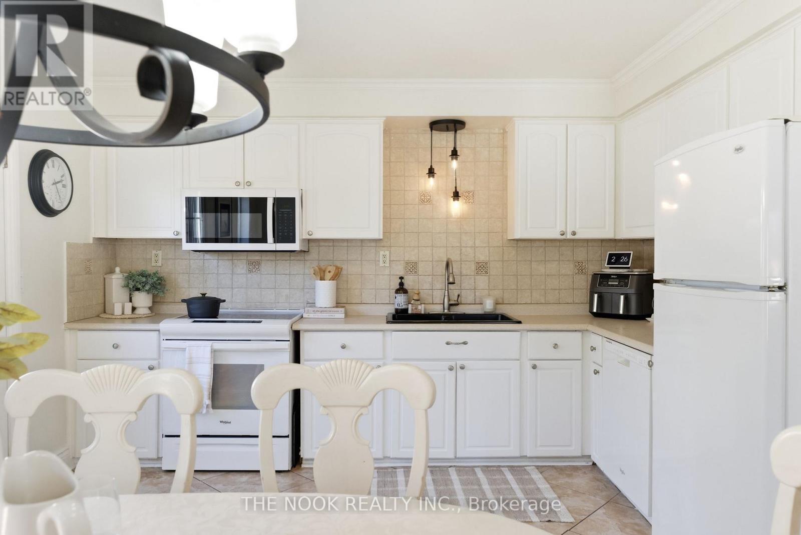 181 Edward Street W, Clarington (Newcastle), Ontario  L1B 1E6 - Photo 12 - E12840872