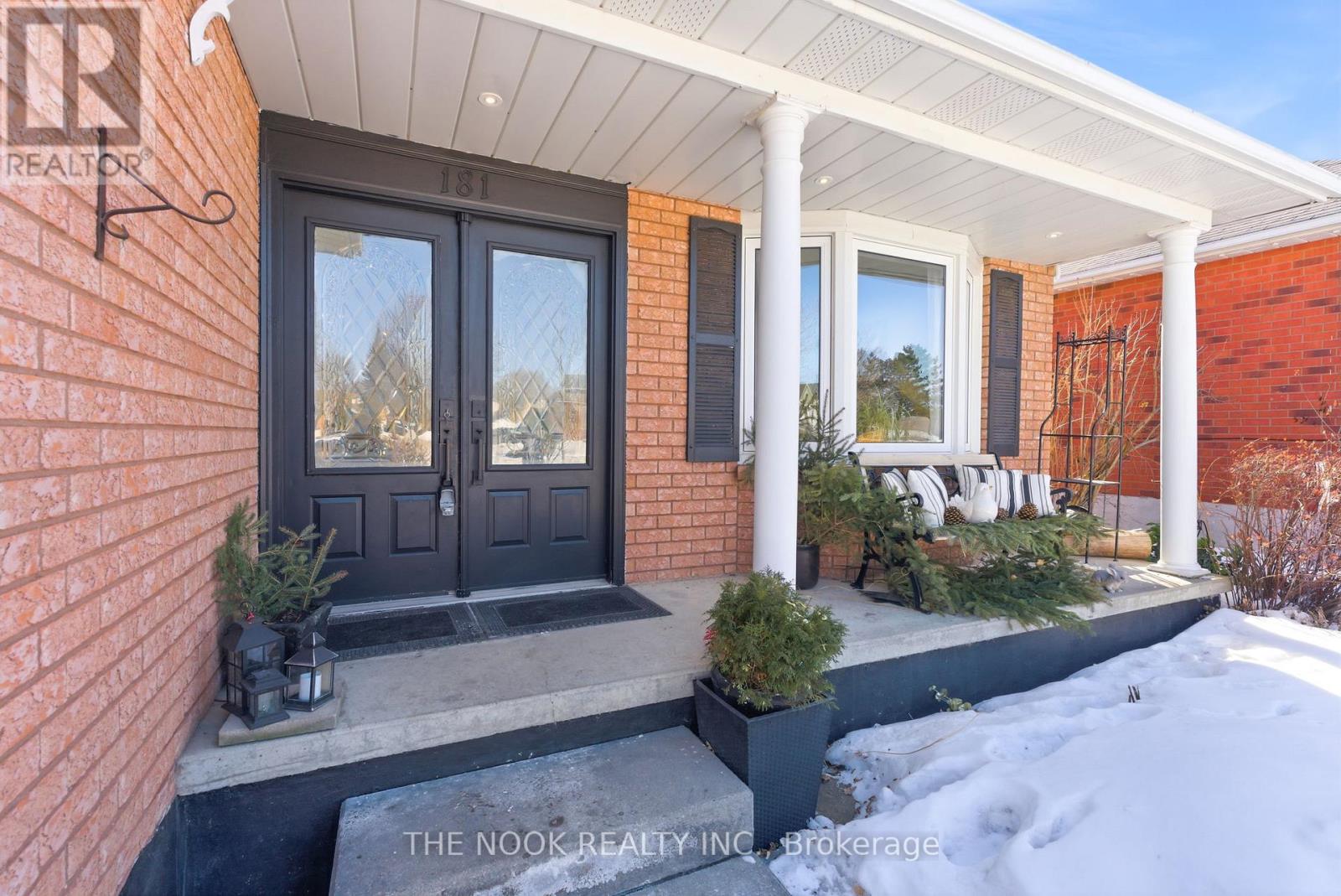 181 Edward Street W, Clarington (Newcastle), Ontario  L1B 1E6 - Photo 3 - E12840872