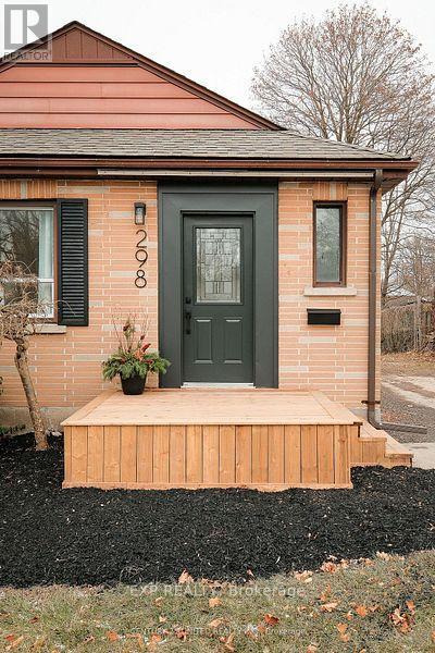 298 Swanston Avenue, Peterborough (Ashburnham Ward 4), Ontario  K9H 1P7 - Photo 2 - X12842230