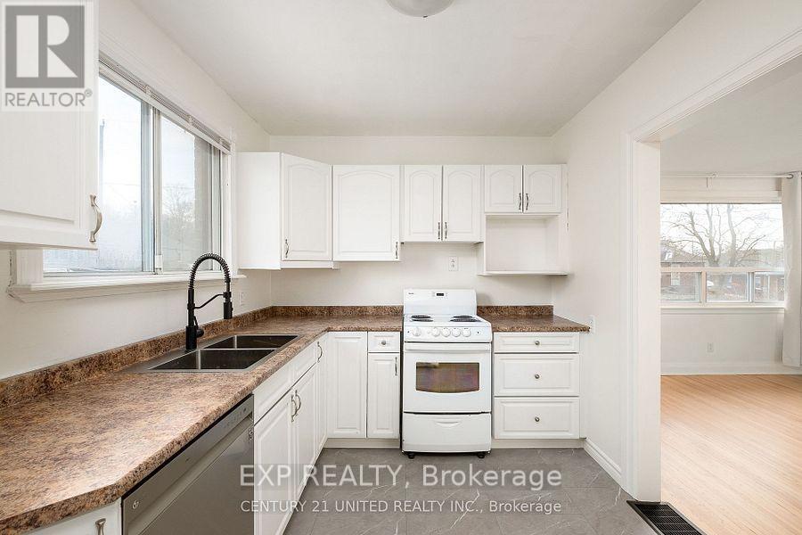 298 Swanston Avenue, Peterborough (Ashburnham Ward 4), Ontario  K9H 1P7 - Photo 6 - X12842230