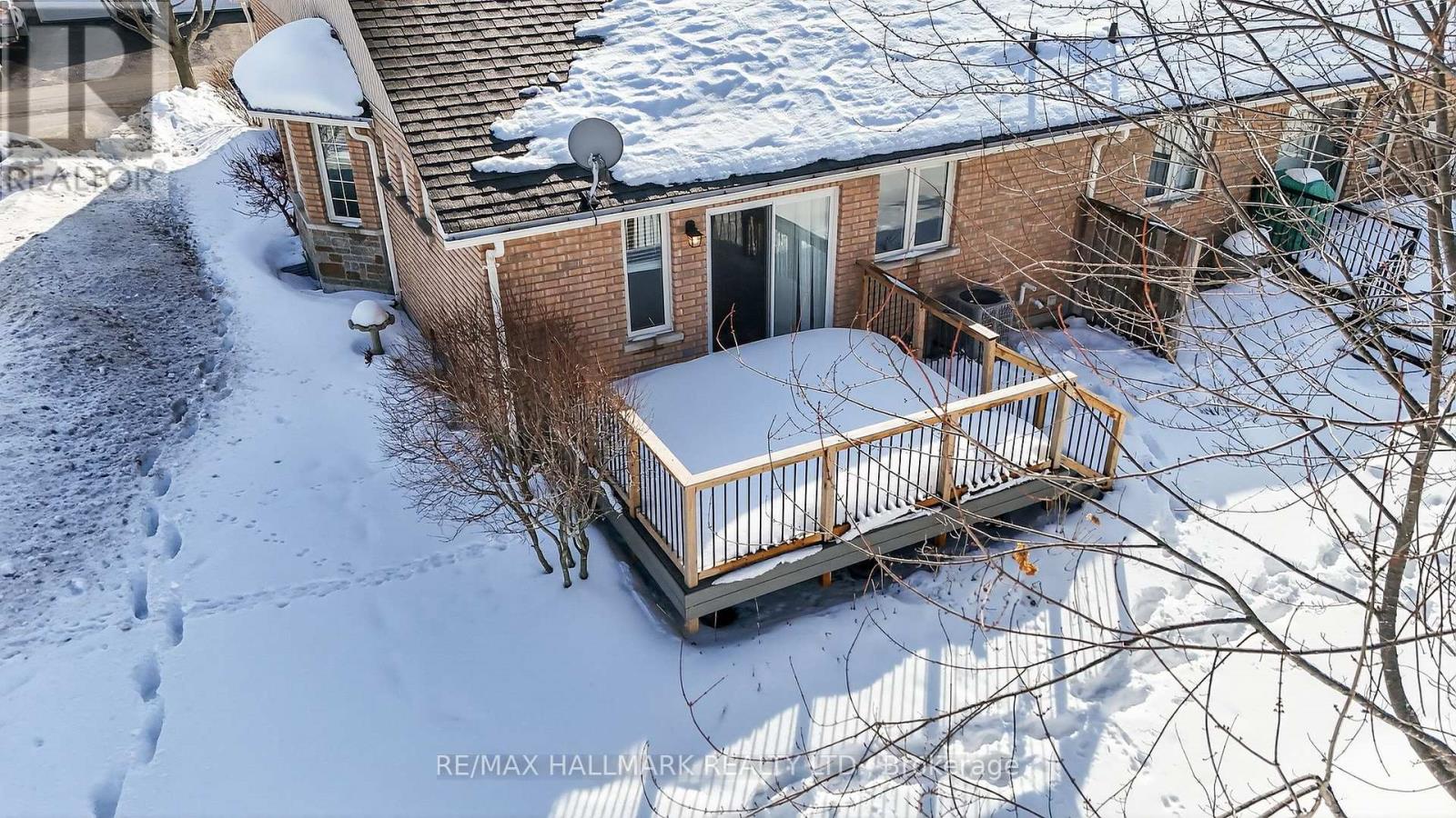105 - 86 Village Crescent, Peterborough (Otonabee Ward 1), Ontario  K9J 8S7 - Photo 42 - X12842296