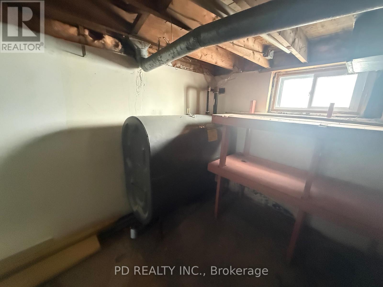 1028 Western Avenue, Peterborough (Otonabee Ward 1), Ontario  K9J 5W4 - Photo 32 - X12842520