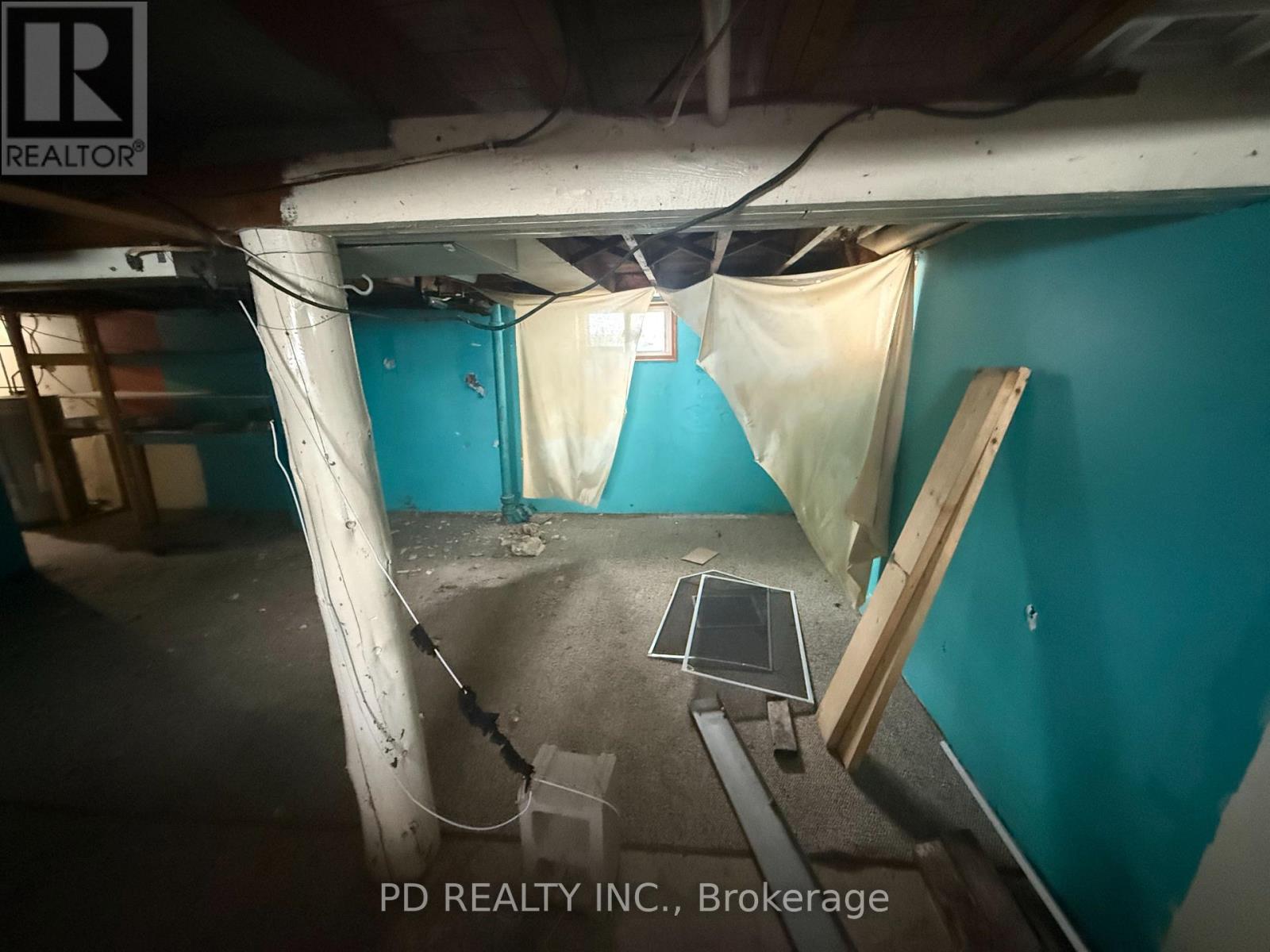 1028 Western Avenue, Peterborough (Otonabee Ward 1), Ontario  K9J 5W4 - Photo 33 - X12842520