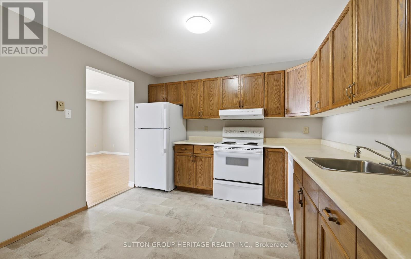 102 - 2418 Mountland Drive, Peterborough (Monaghan Ward 2), Ontario  K9K 2E2 - Photo 20 - X12842730