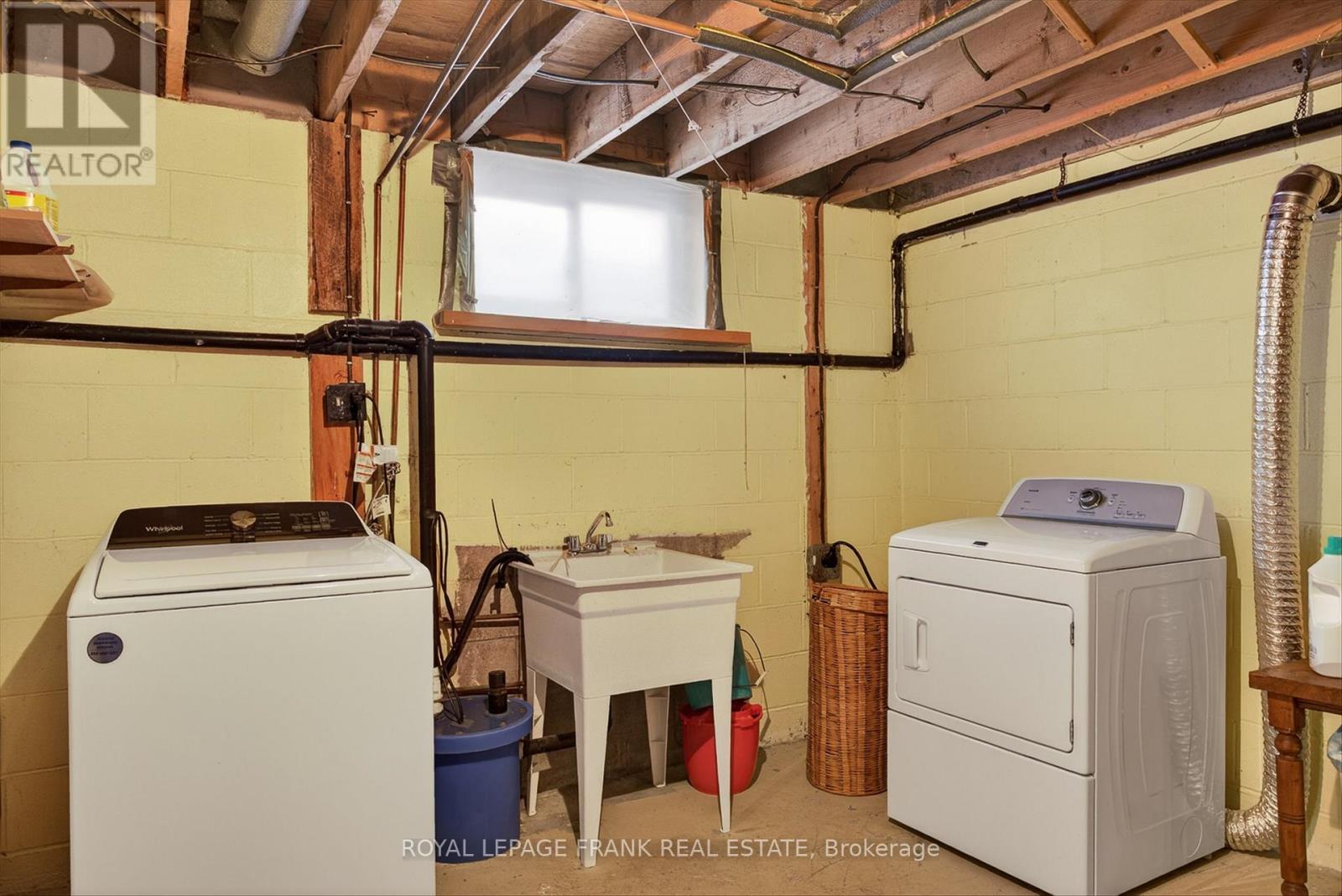 106 Sugarbush Crescent, Trent Lakes, Ontario  K0L 1J0 - Photo 34 - X12842812