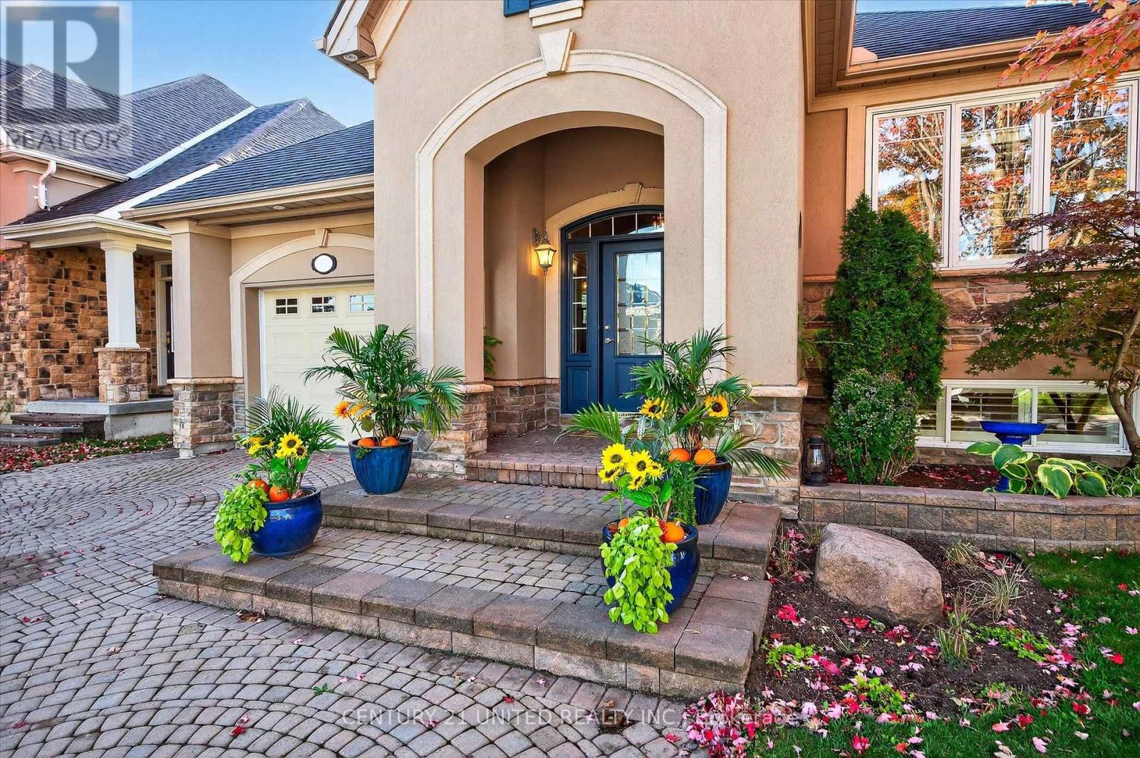 27 - 35 Brinton Drive, Peterborough (Otonabee Ward 1), Ontario  K9J 8S9 - Photo 4 - X12843012