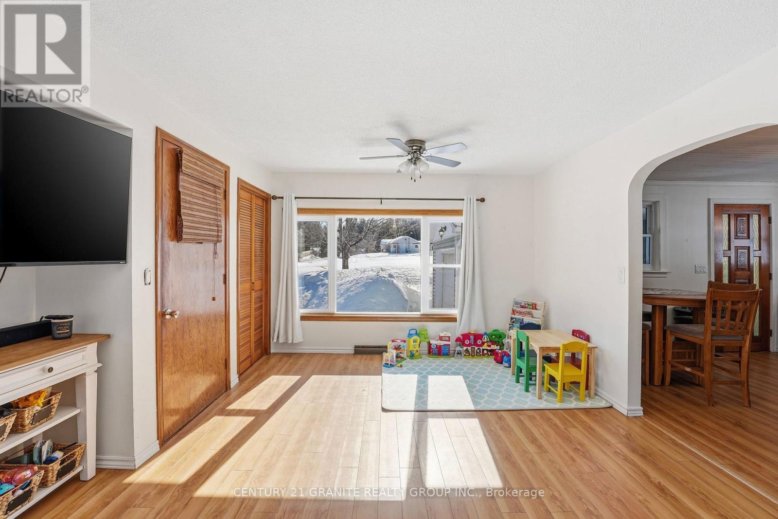 27455 62 Highway S, Bancroft (Dungannon Ward), Ontario  K0L 1C0 - Photo 3 - X12843030