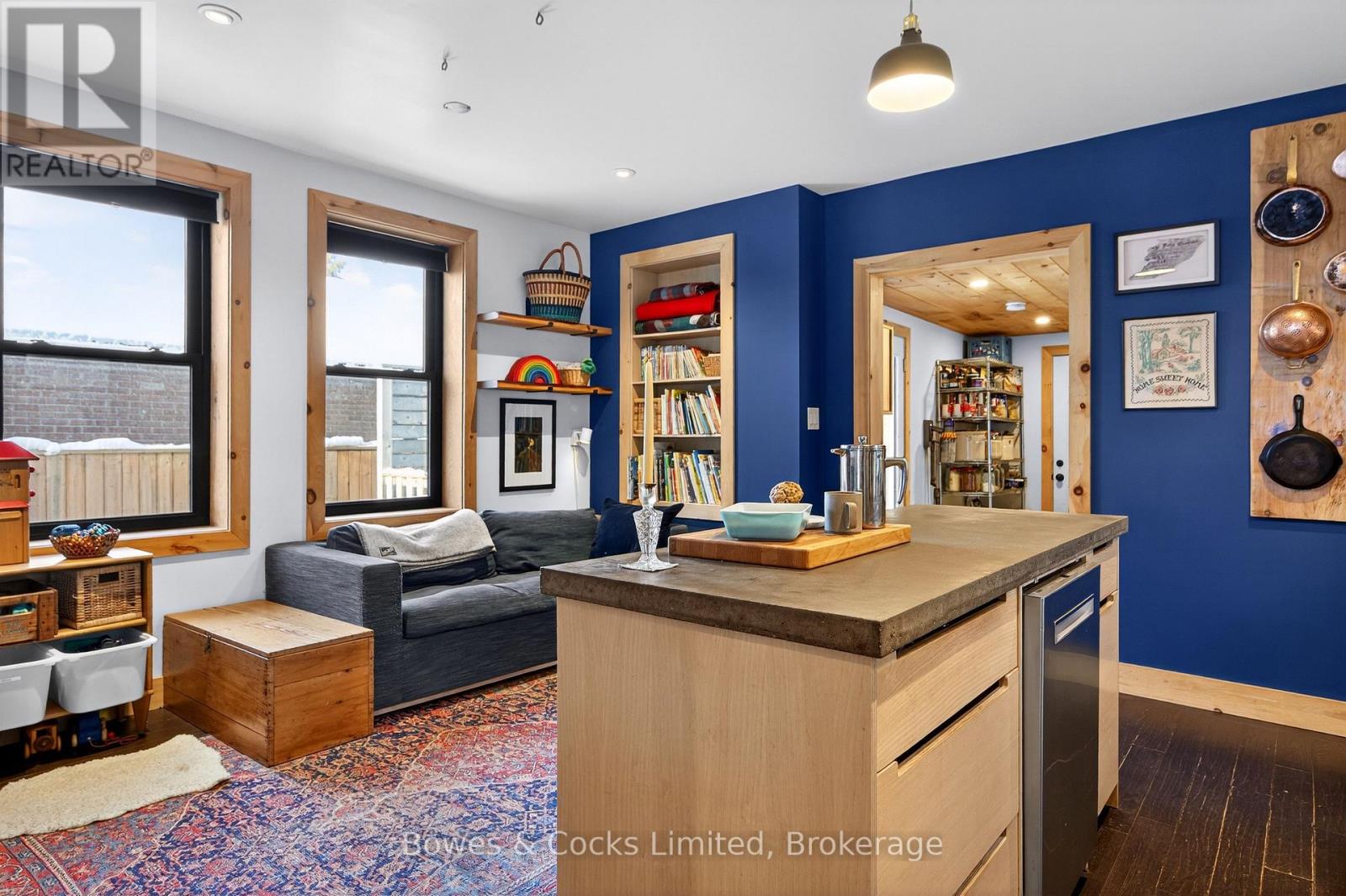 262 Munroe Avenue, Peterborough (Ashburnham Ward 4), Ontario  K9H 1H8 - Photo 11 - X12843184