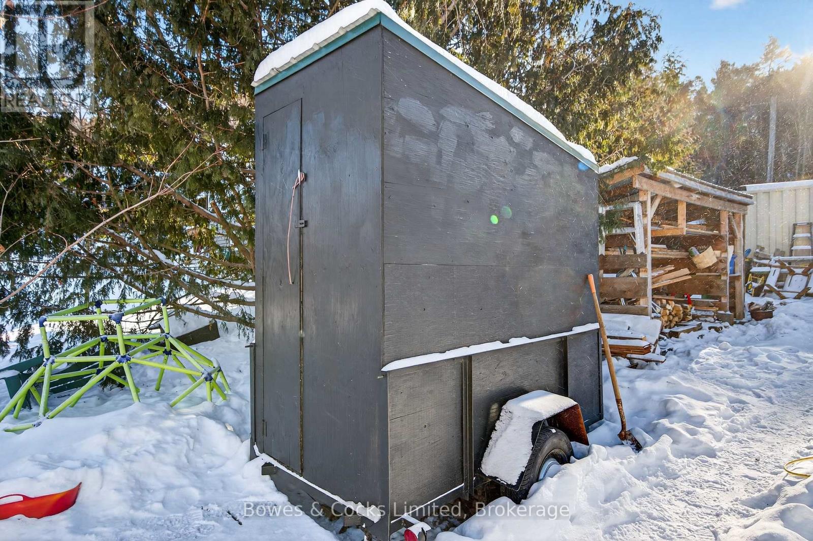 262 Munroe Avenue, Peterborough (Ashburnham Ward 4), Ontario  K9H 1H8 - Photo 37 - X12843184