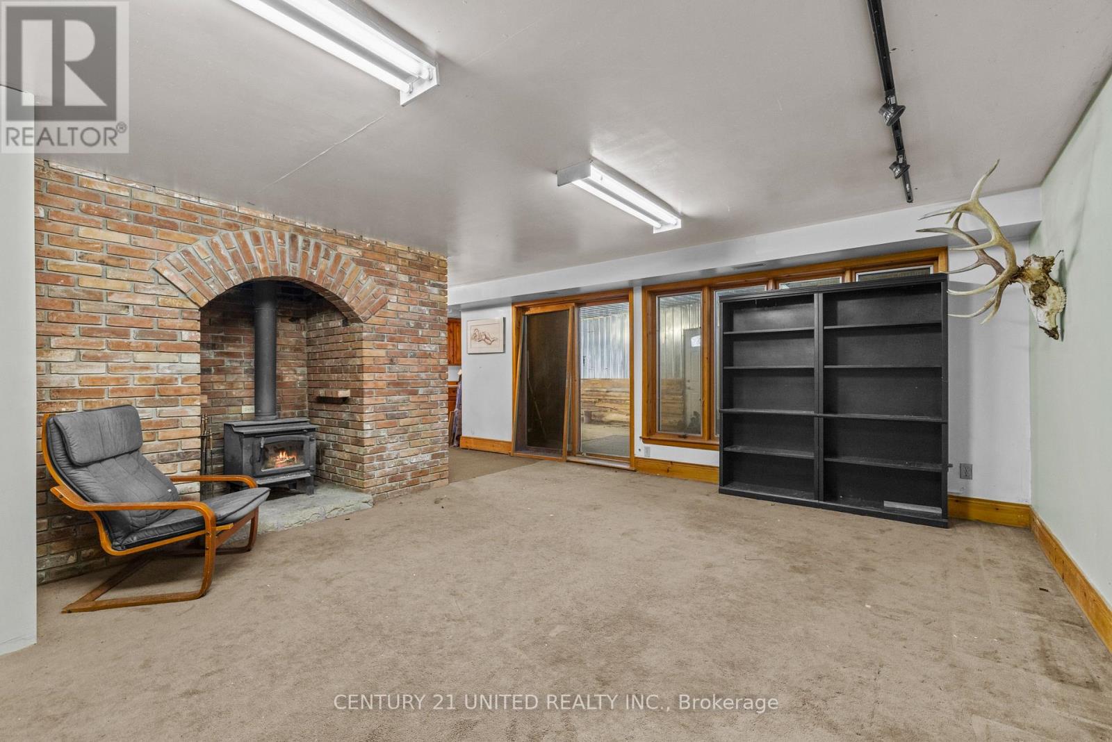 257 Big Cedar Lake Road, North Kawartha, Ontario  K0L 2H0 - Photo 18 - X12843238