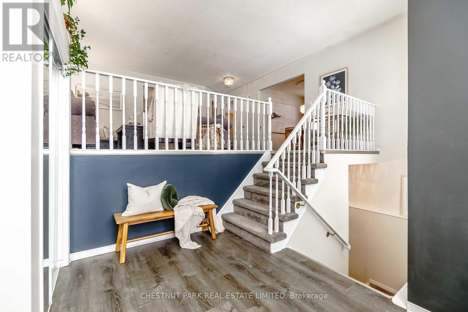 1470 Glenforest Crescent, Peterborough (Monaghan Ward 2), Ontario  K9K 2J2 - Photo 4 - X12843672