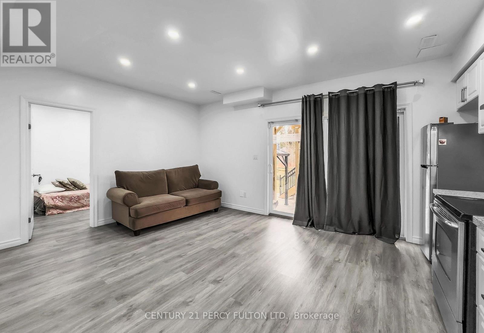 302 Cullen Trail, Peterborough (Northcrest Ward 5), Ontario  K9H 0J8 - Photo 38 - X12844922