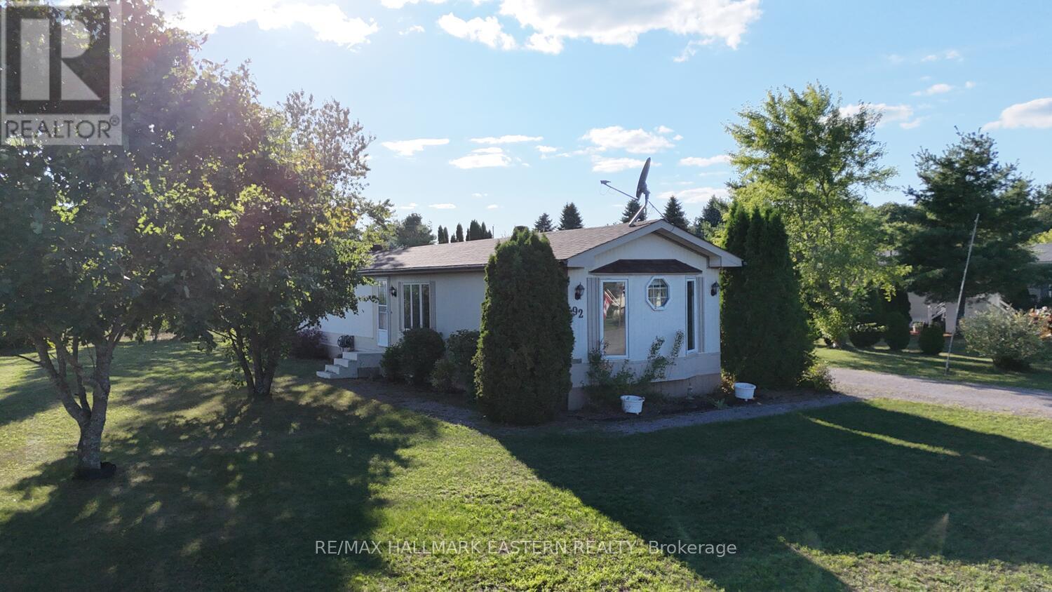 30 Lake Street, Havelock-Belmont-Methuen (Belmont-Methuen), Ontario  K0L 1Z0 - Photo 3 - X12845012