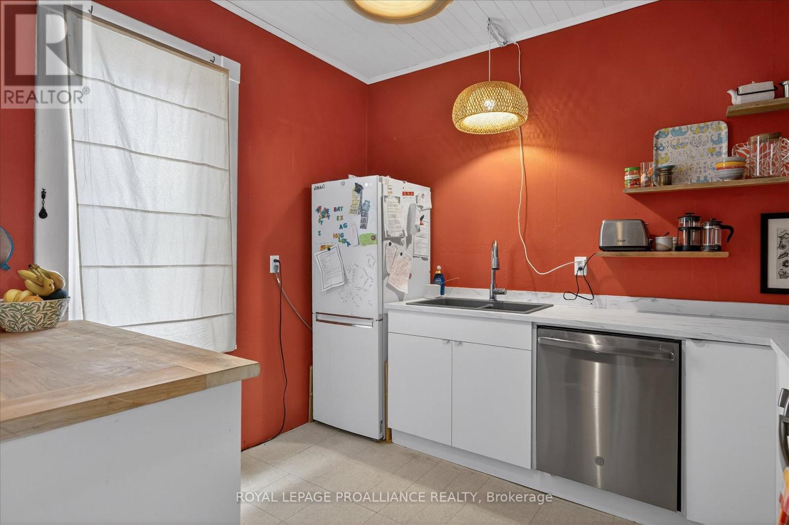 590 Murray Street, Peterborough (Town Ward 3), Ontario  K9H 2V1 - Photo 13 - X12845928